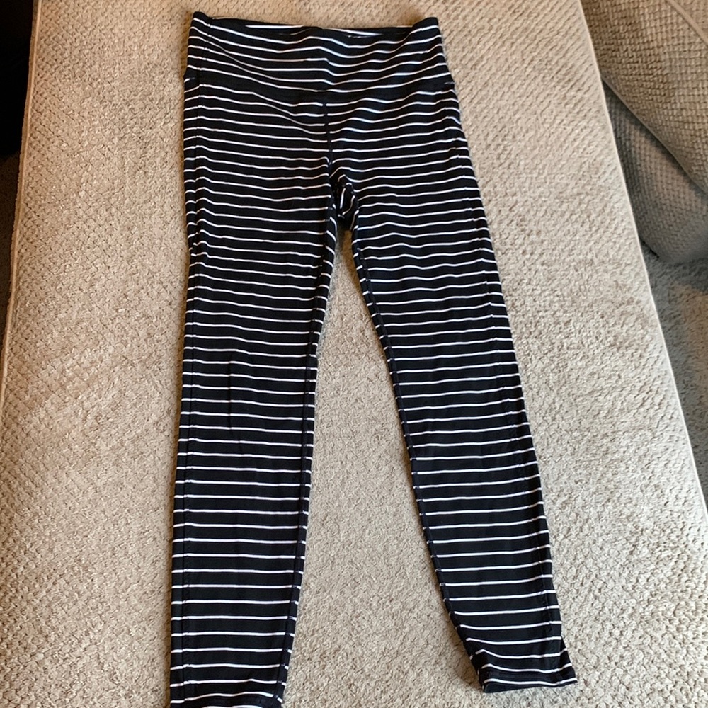 Athleta High Rise Stripe Chaturanga Black and White leggings